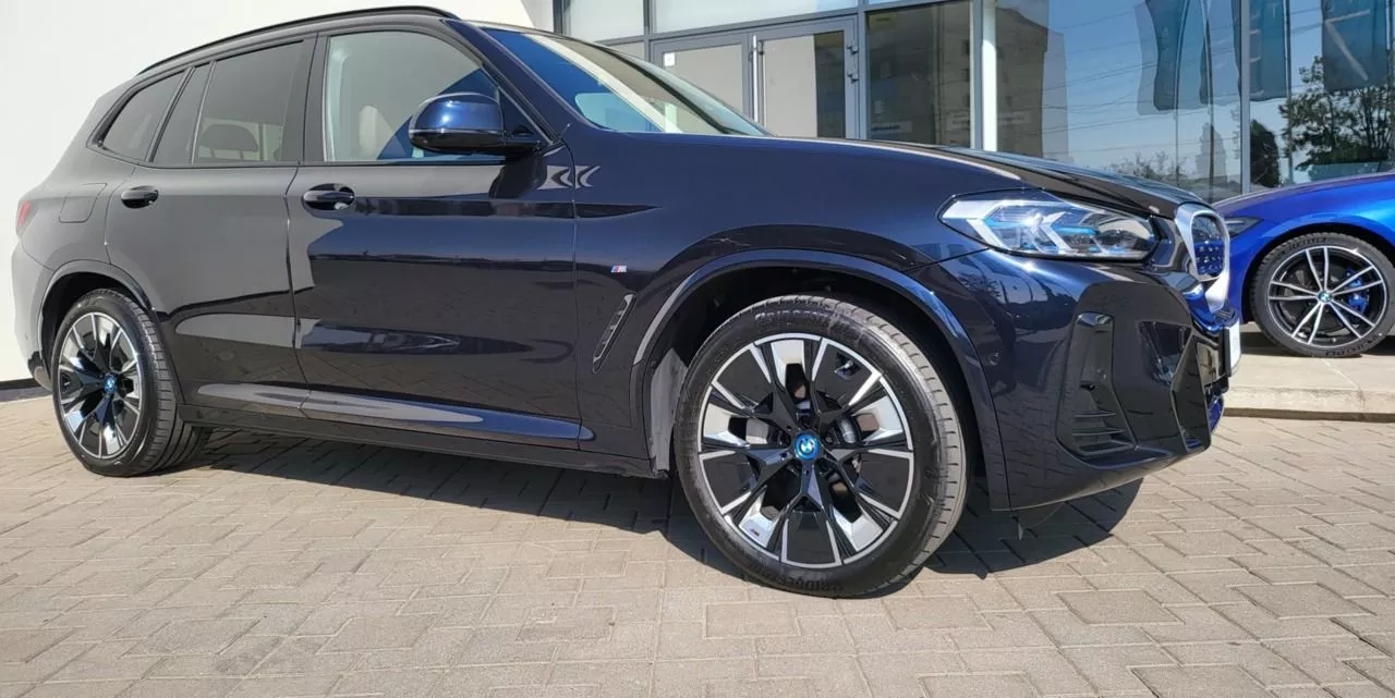 BMW iX3  80 kWh 2022131