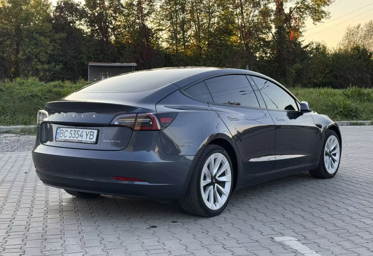 Tesla Model 3  82.5 kWh 202251