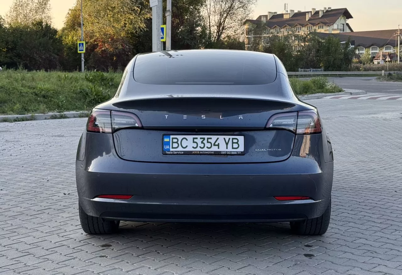 Tesla Model 3  82.5 kWh 202261