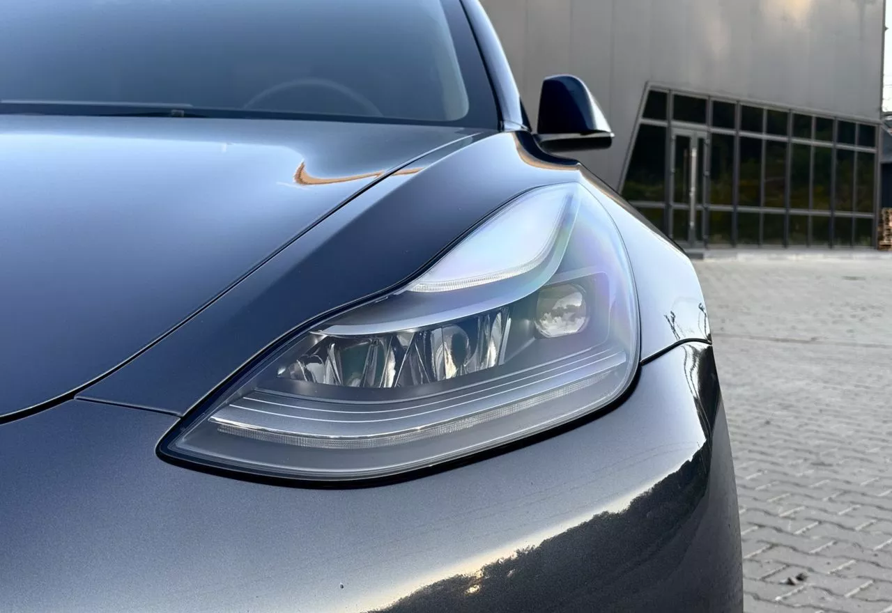 Tesla Model 3  82.5 kWh 202291