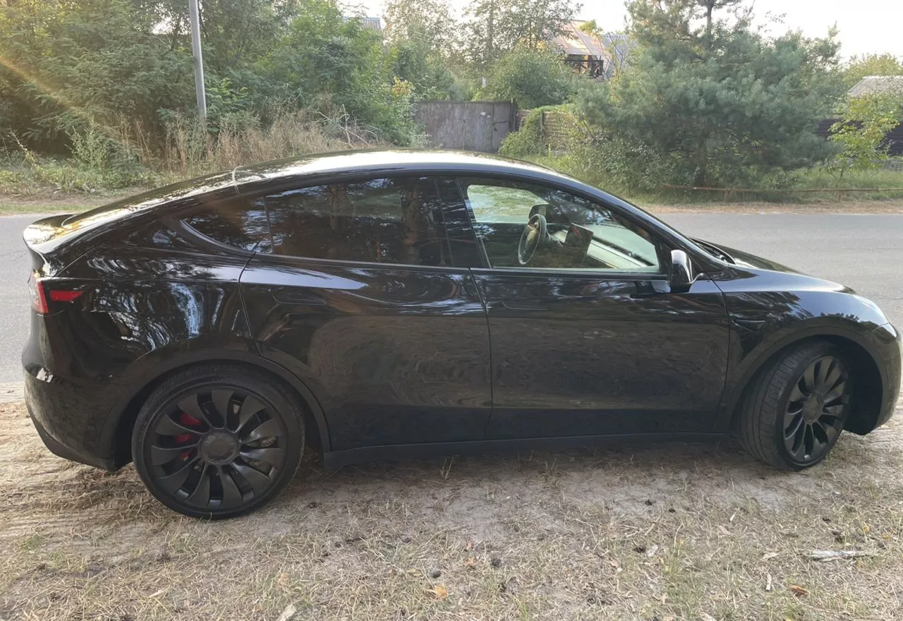 Tesla Model Y  82 kWh 202281