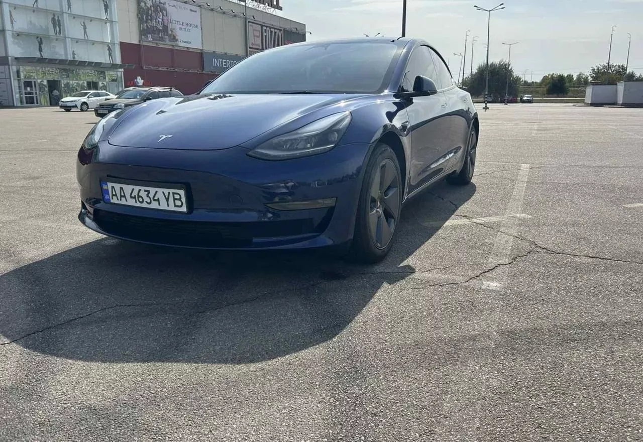 Tesla Model 3 