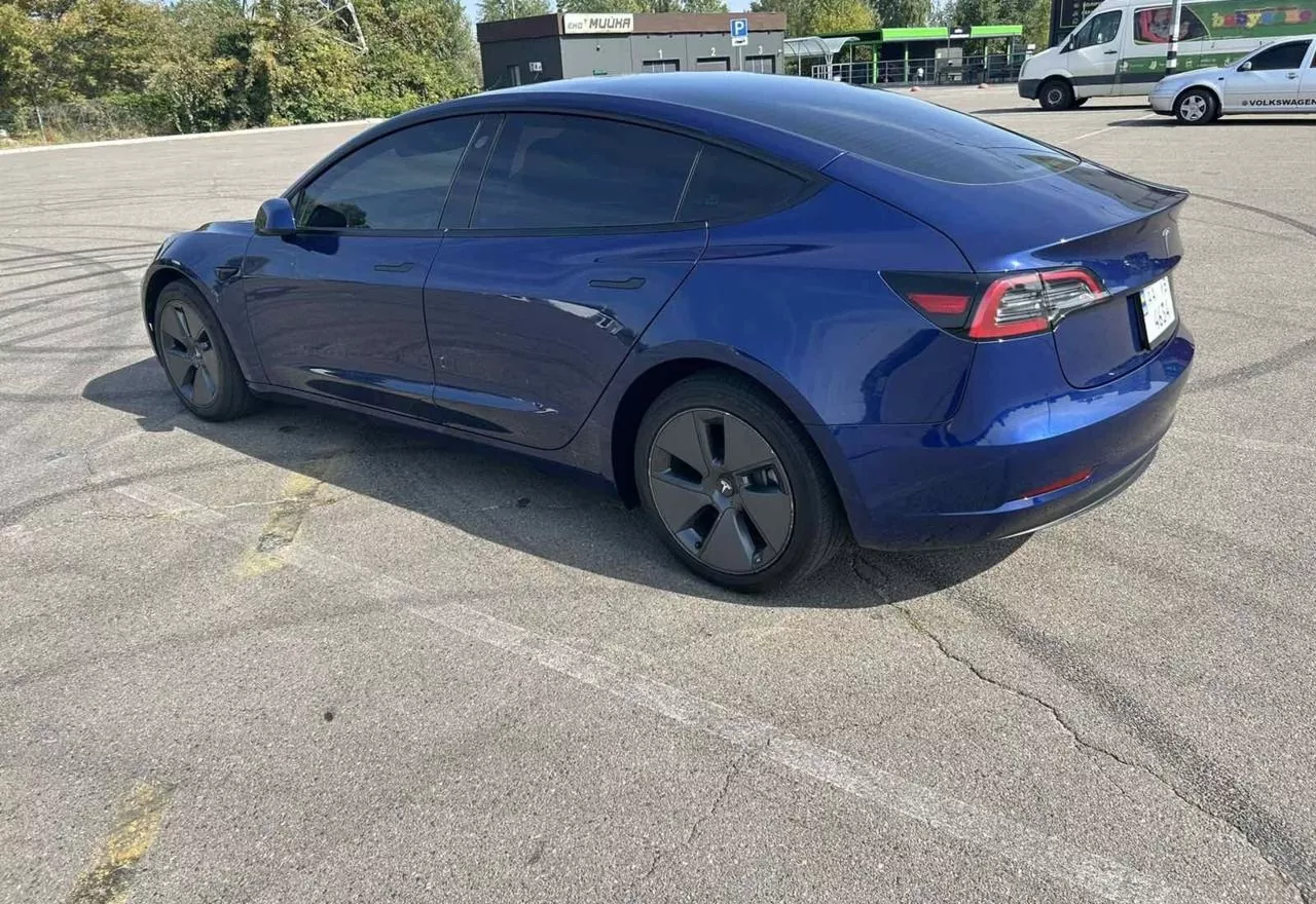 Tesla Model 3  60 kWh 202321