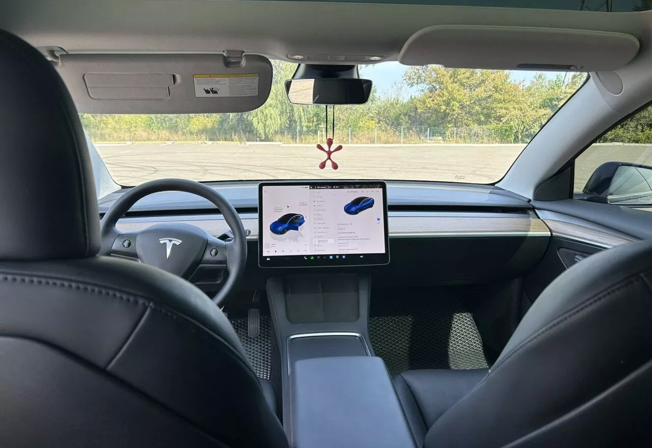 Tesla Model 3  60 kWh 2023111