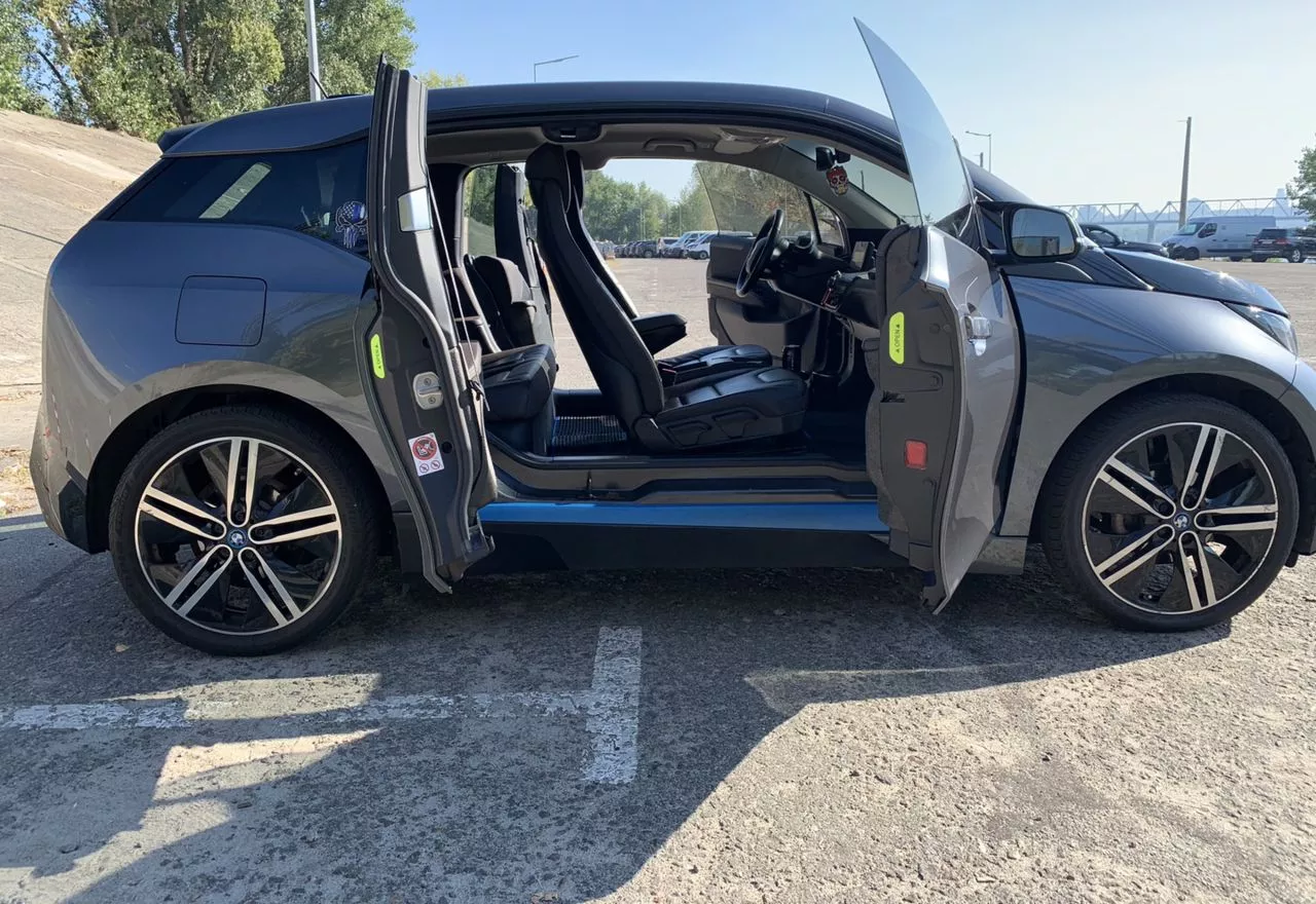 BMW i3  22 kWh 2015251