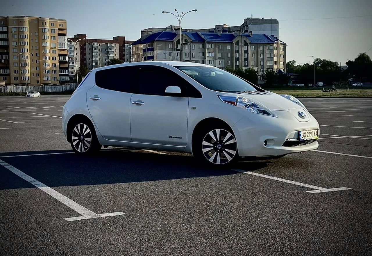 Nissan Leaf  24 kWh 201321