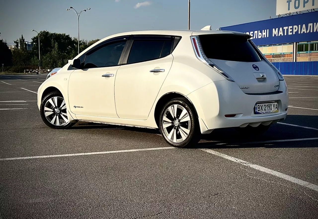 Nissan Leaf  24 kWh 201351