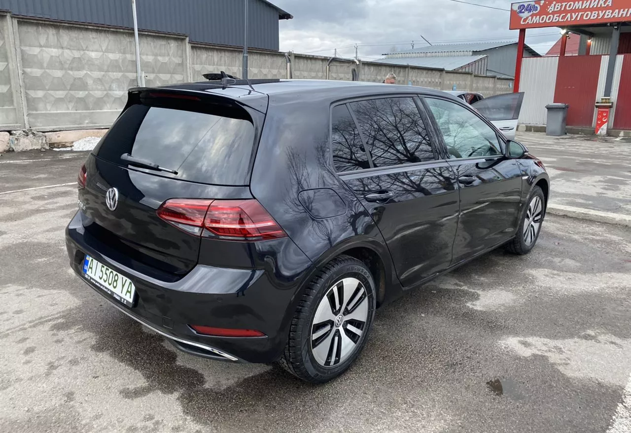 Volkswagen e-Golf  201961