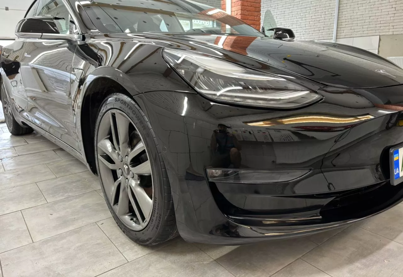 Tesla Model 3  75 kWh 2019111