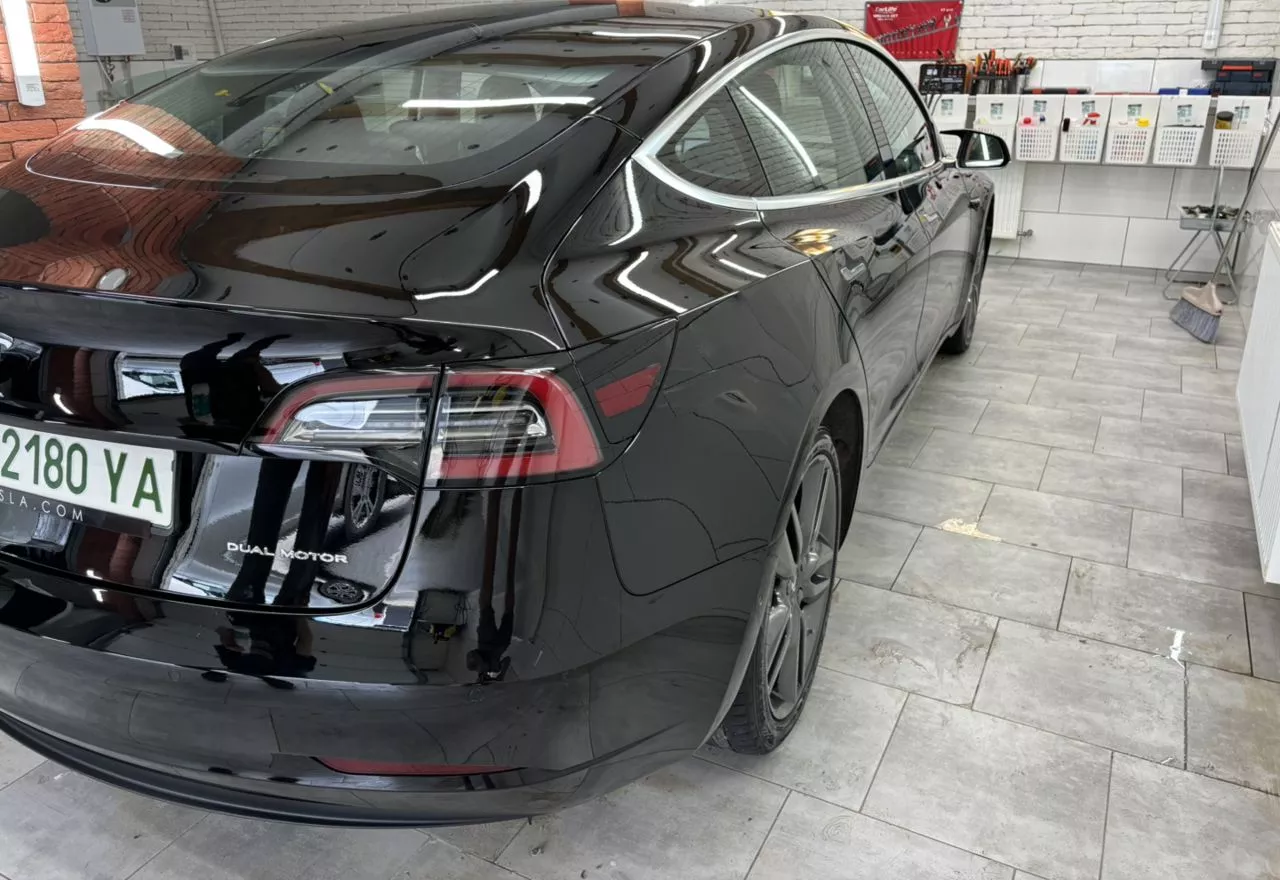 Tesla Model 3  75 kWh 2019121