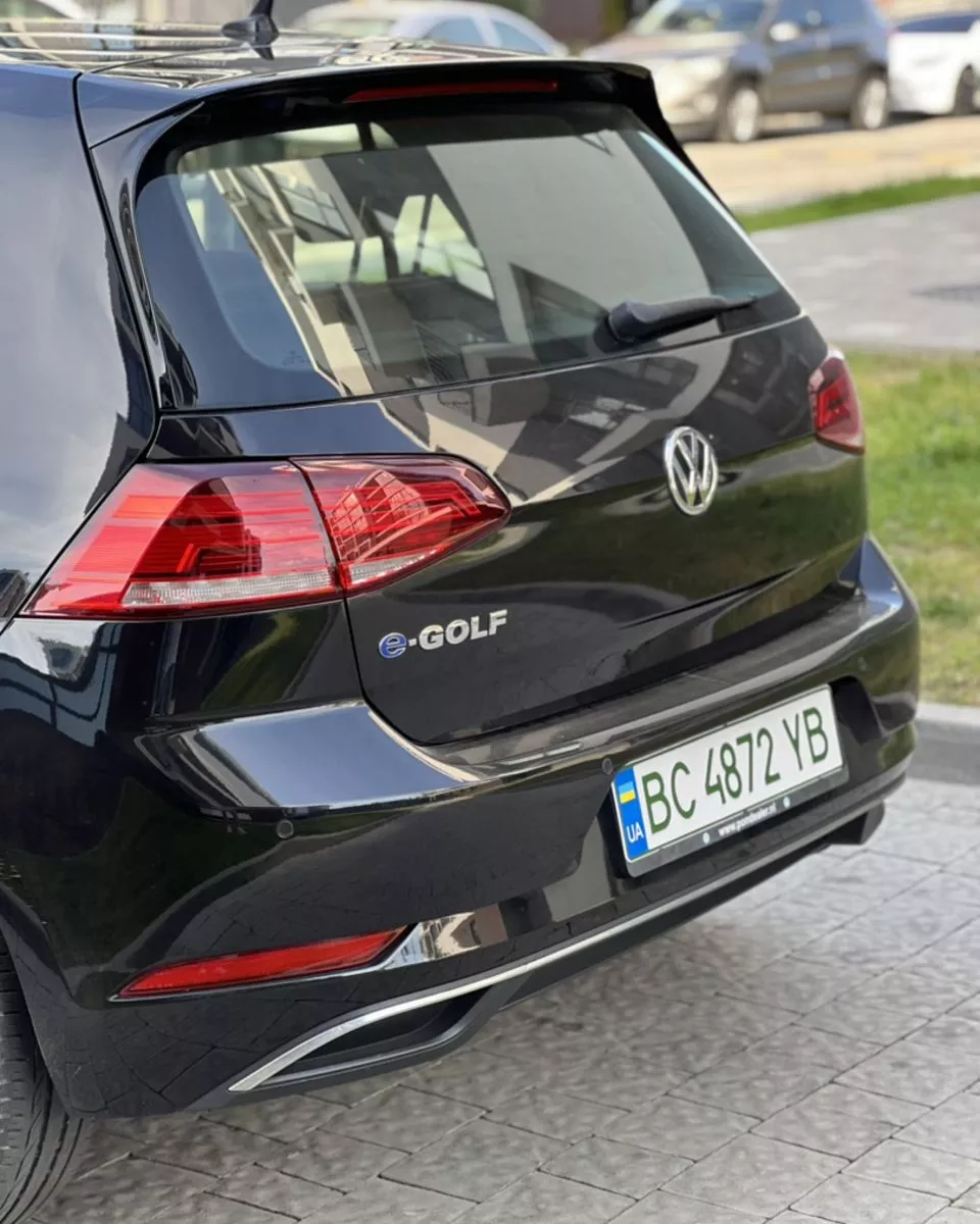 Volkswagen e-Golf  36 kWh 201871