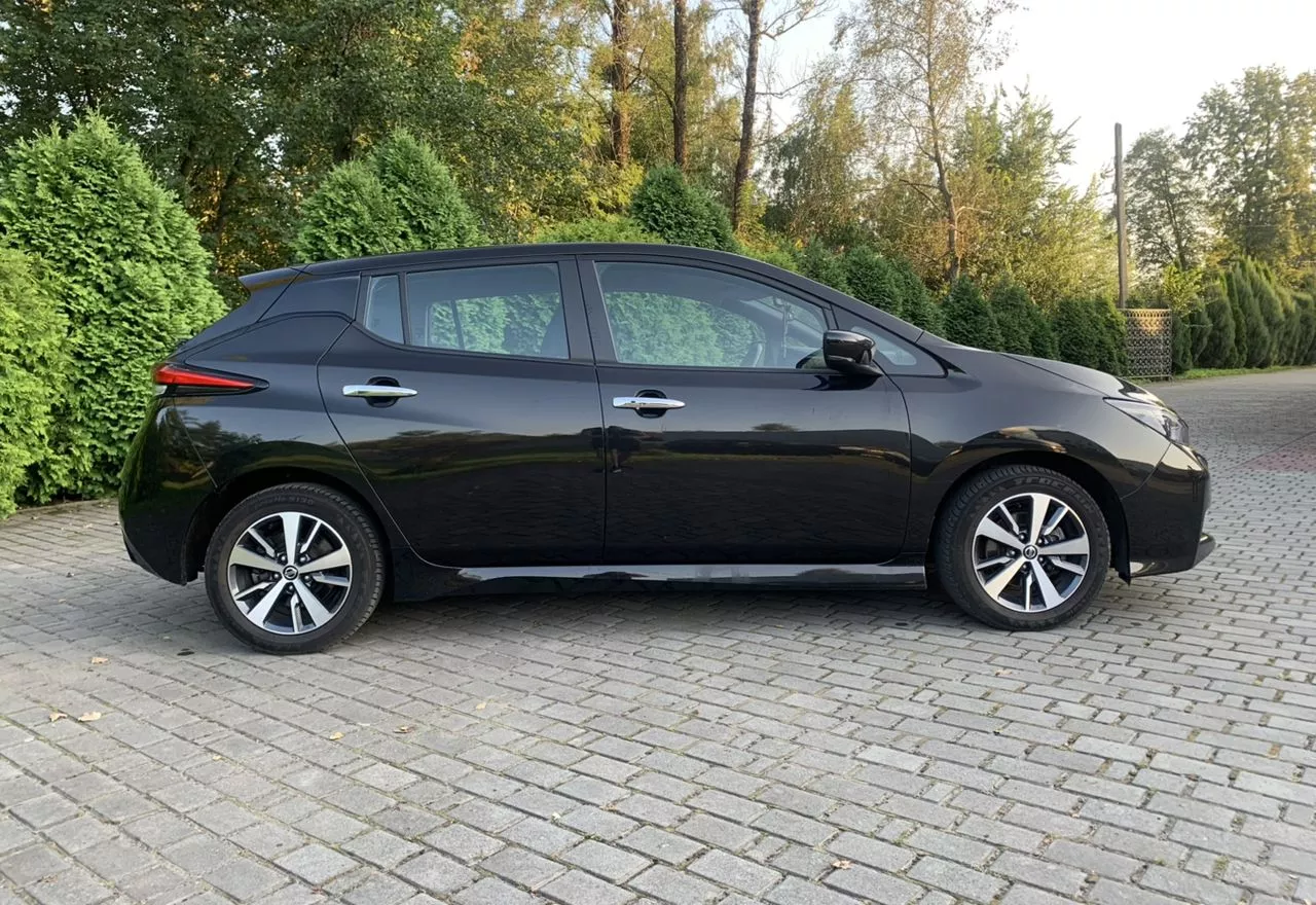 Nissan Leaf  40 kWh 2020121