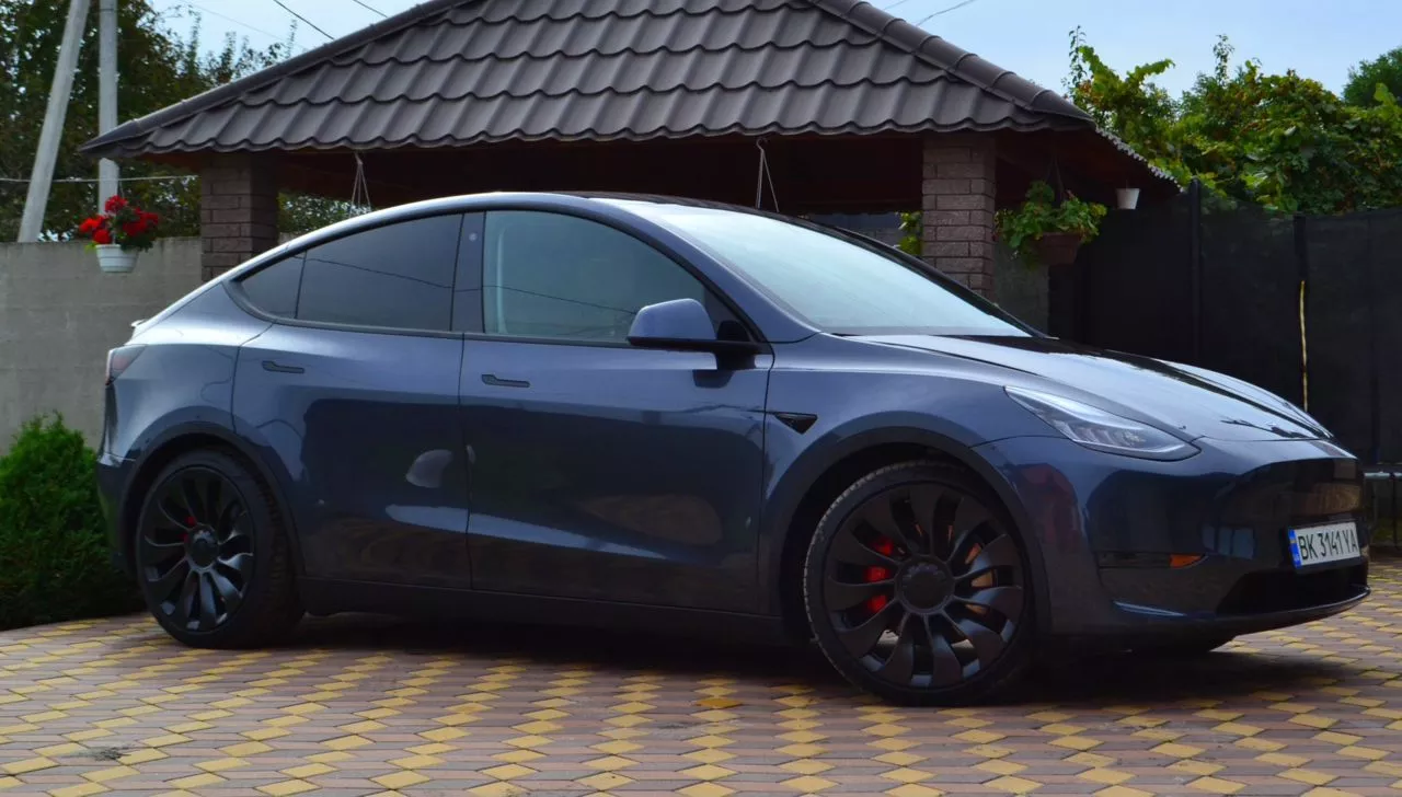 Tesla Model Y  82 kWh 202091