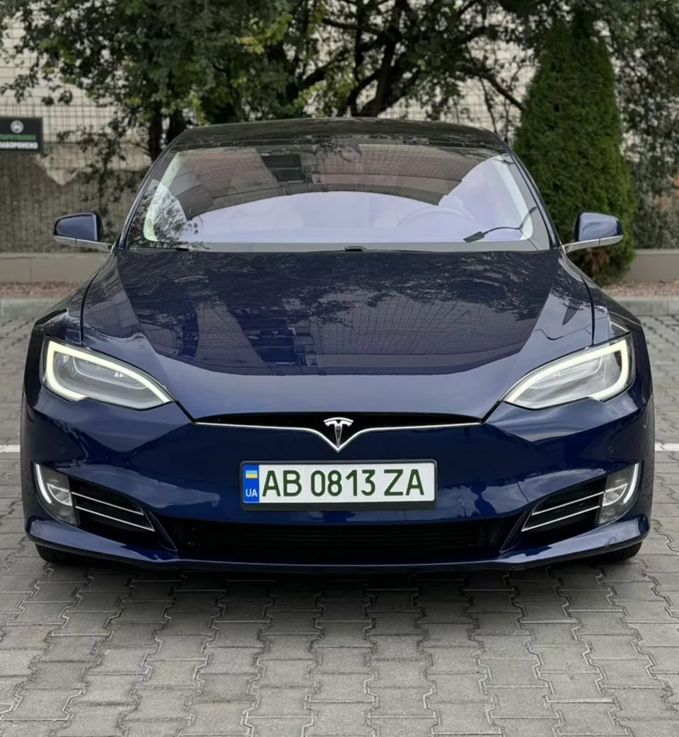 Tesla Model S  100 kWh 201801