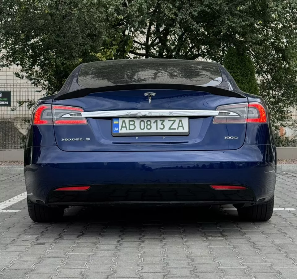 Tesla Model S  100 kWh 2018111