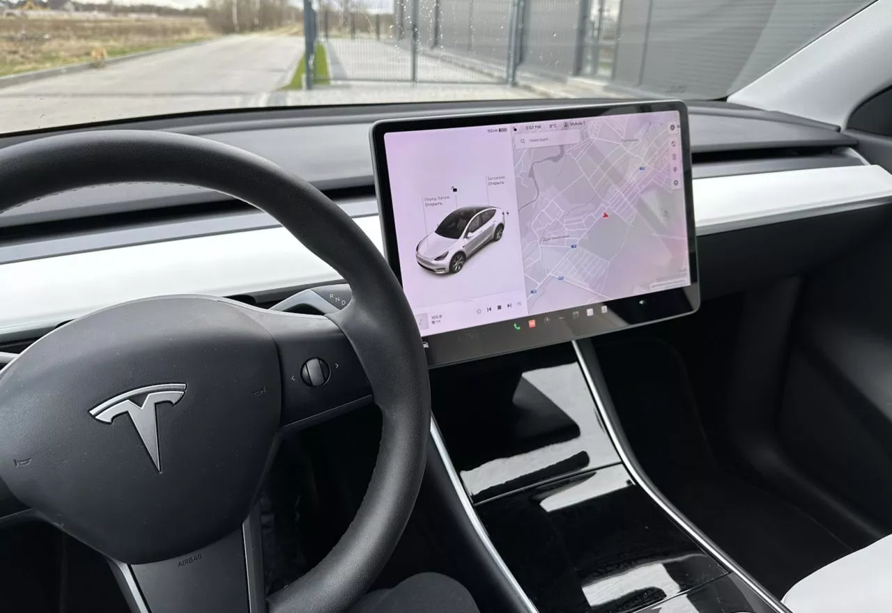 Tesla Model Y  80.5 kWh 2020141