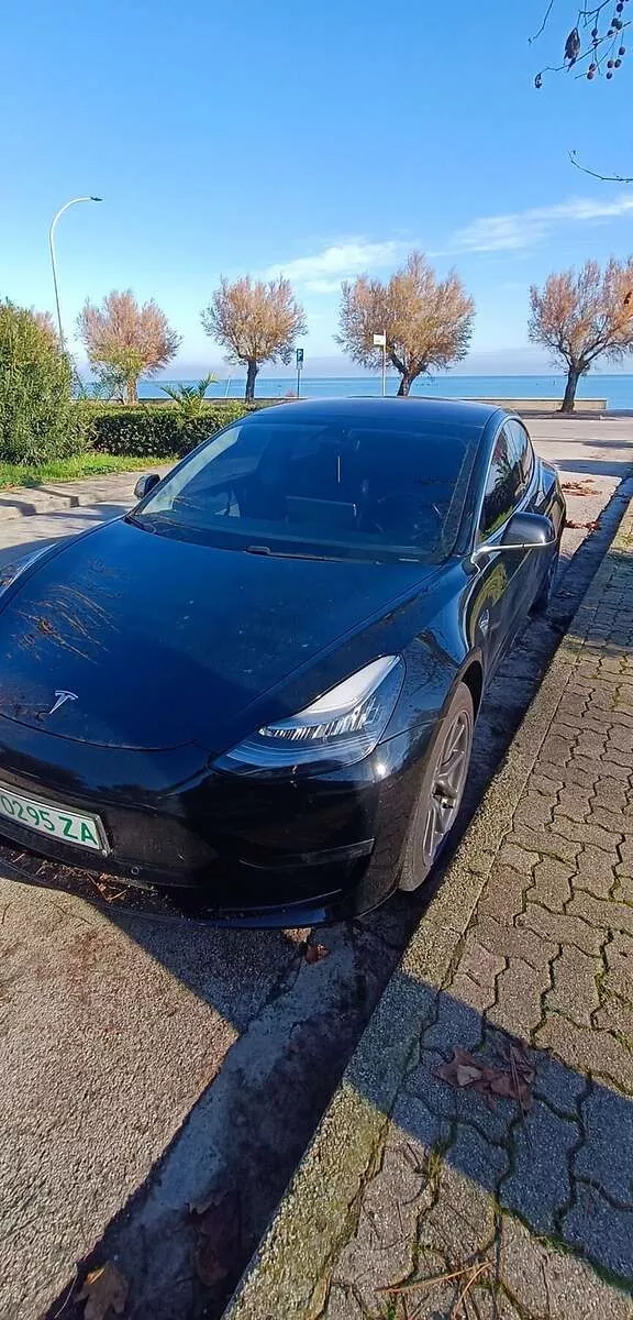 Tesla Model 3  75 kWh 201801