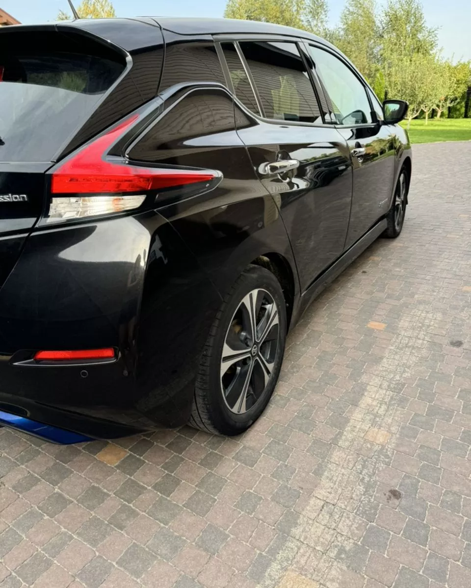 Nissan Leaf  40 kWh 2018181