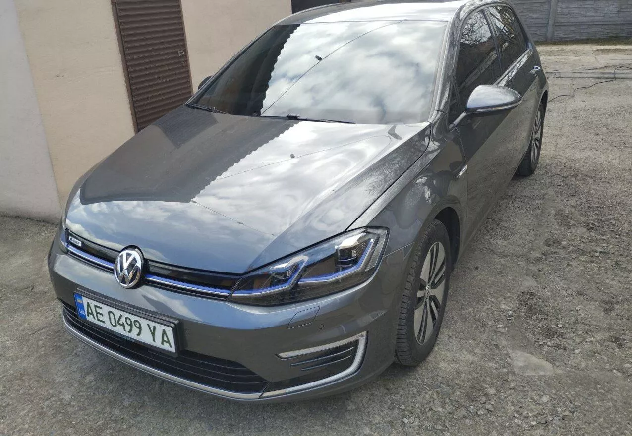 Volkswagen e-Golf  36 kWh 2019121