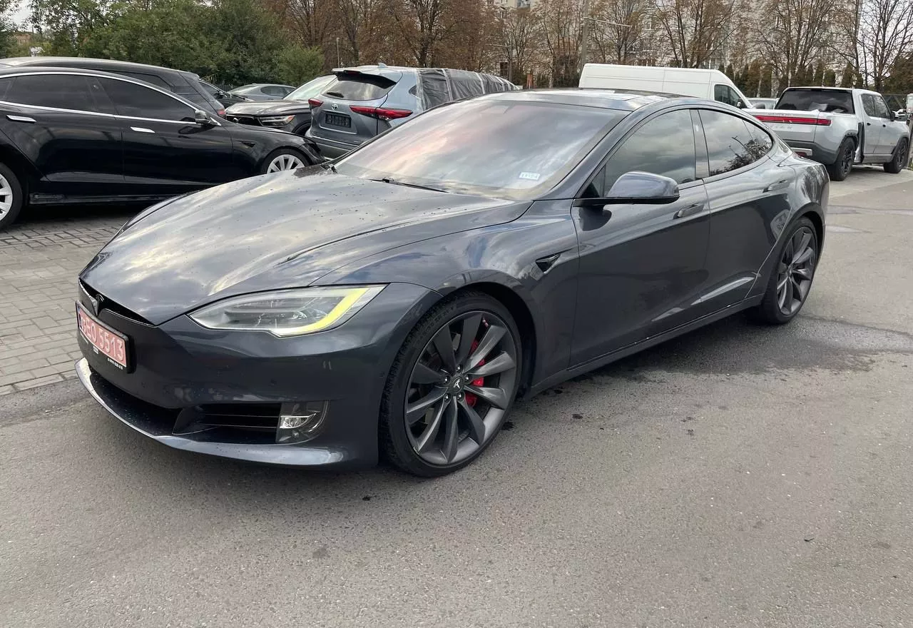 Tesla Model S  75 kWh 201611