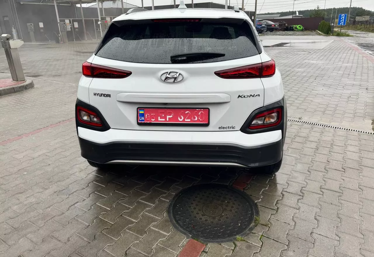 Hyundai Kona  67 kWh 2020131