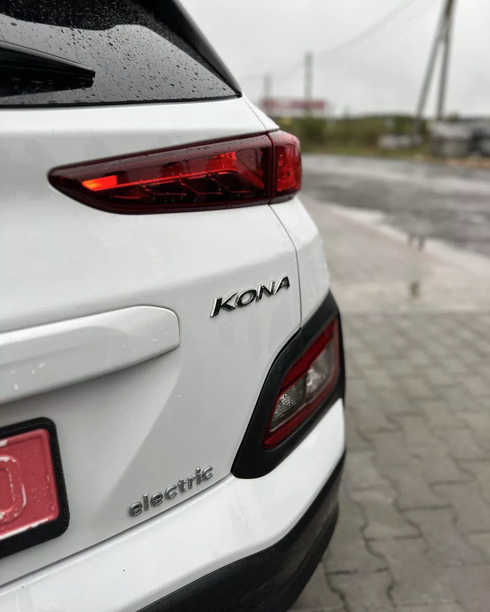 Hyundai Kona  67 kWh 2020321