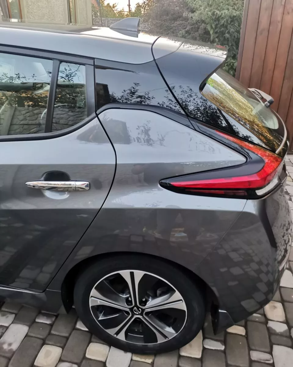 Nissan Leaf  40 kWh 2018101