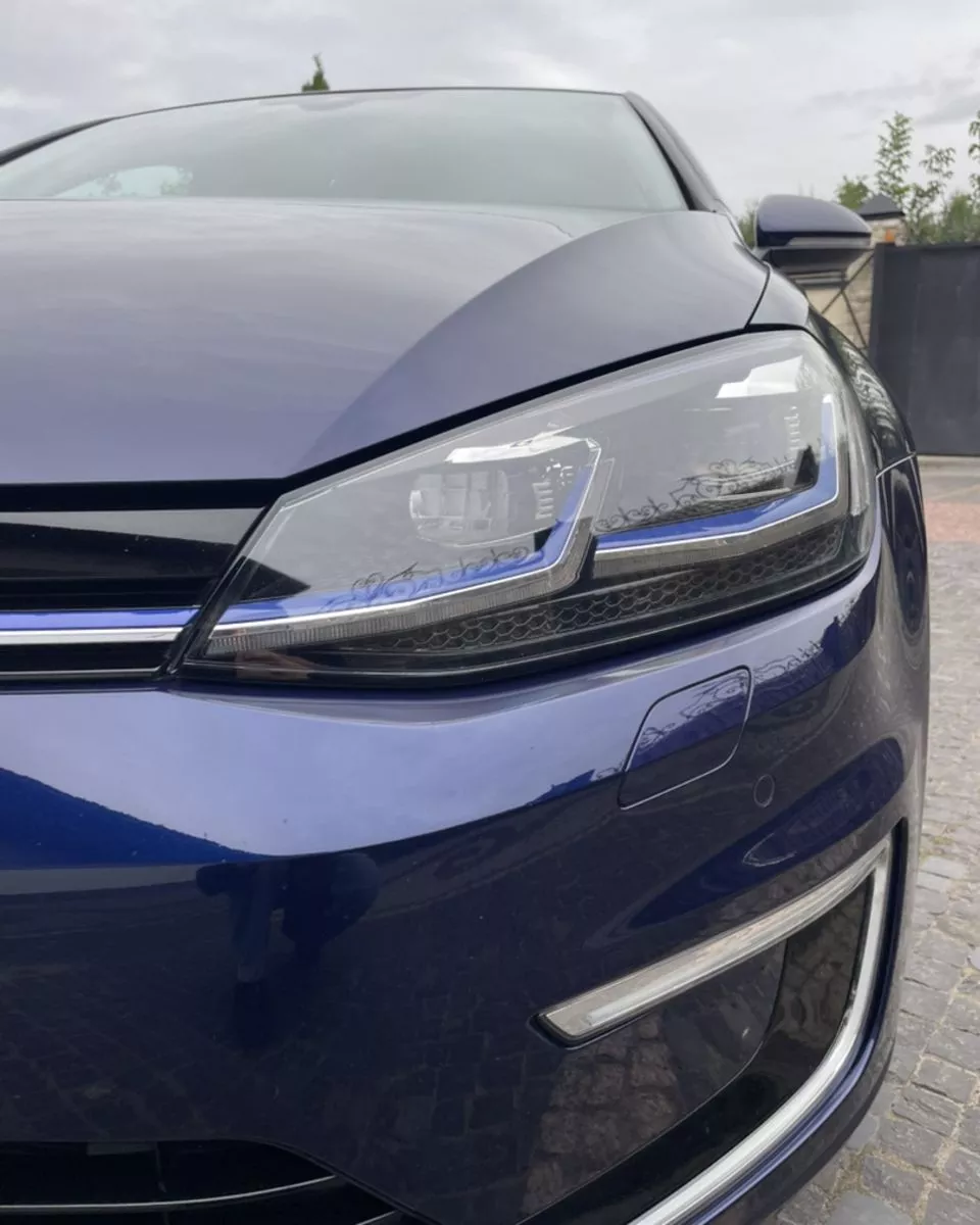 Volkswagen e-Golf  35.8 kWh 201711