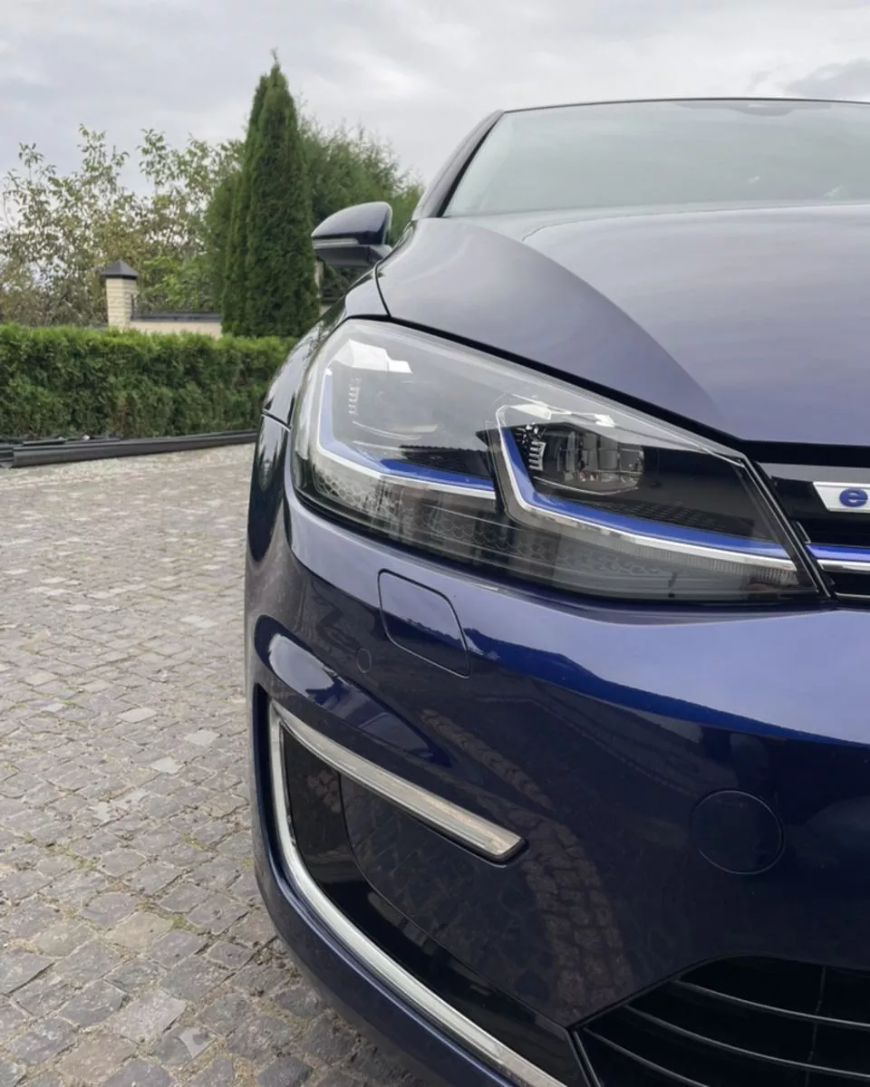 Volkswagen e-Golf  35.8 kWh 201721