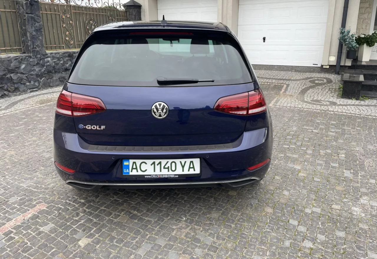 Volkswagen e-Golf  35.8 kWh 201751