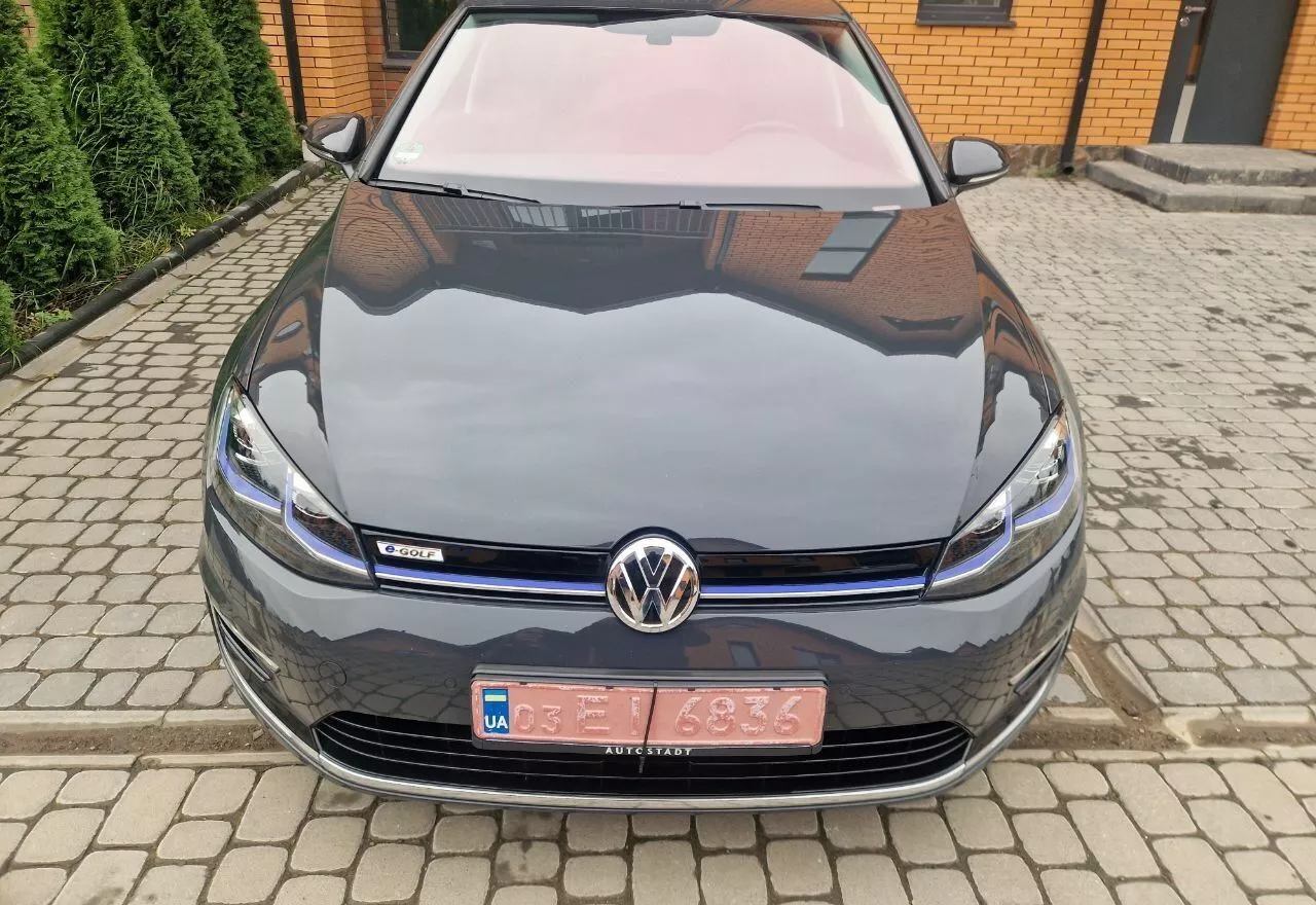 Volkswagen e-Golf  35.8 kWh 202061