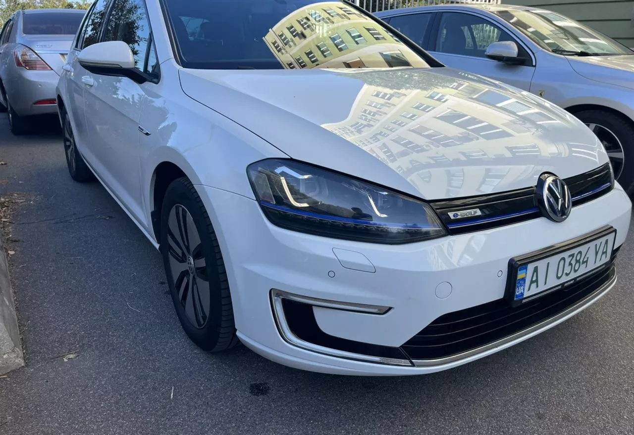 Volkswagen e-Golf  24 kWh 2015141