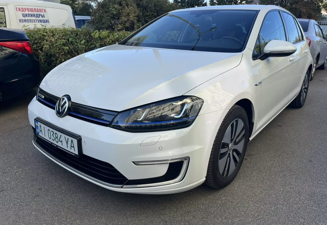 Volkswagen e-Golf  24 kWh 2015161