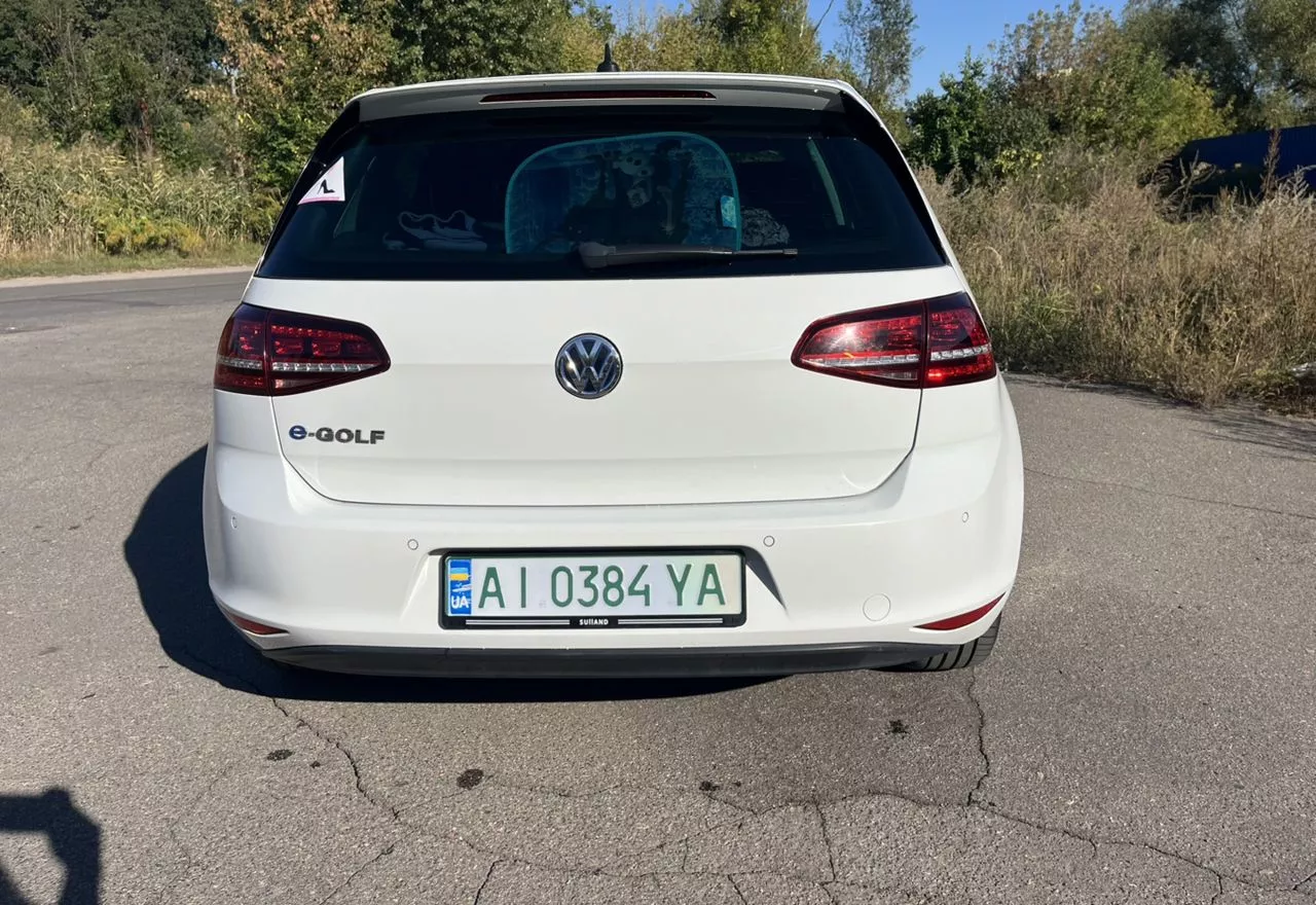 Volkswagen e-Golf  24 kWh 2015171