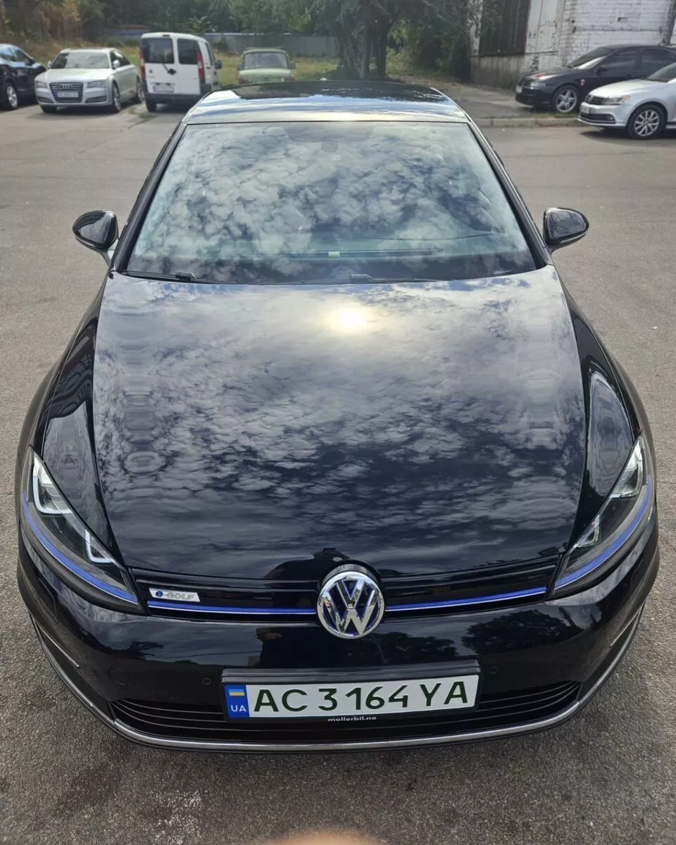 Volkswagen e-Golf 