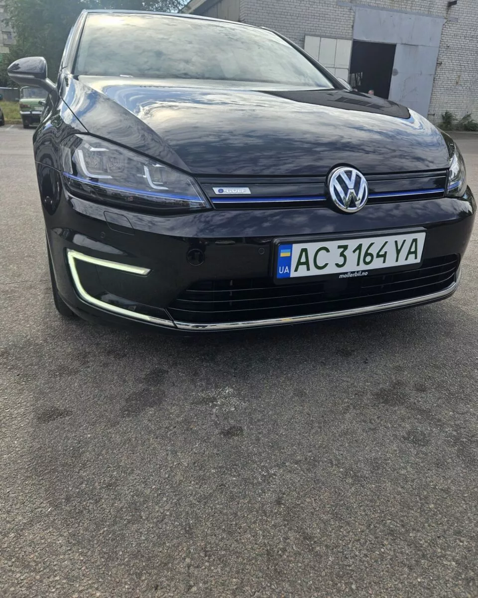 Volkswagen e-Golf  24 kWh 201511