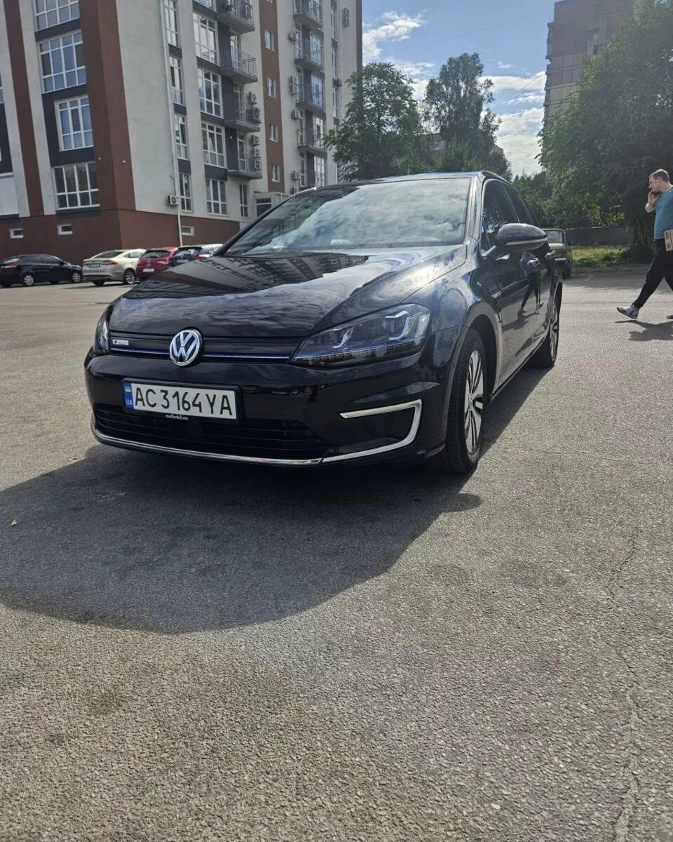 Volkswagen e-Golf  24 kWh 201581