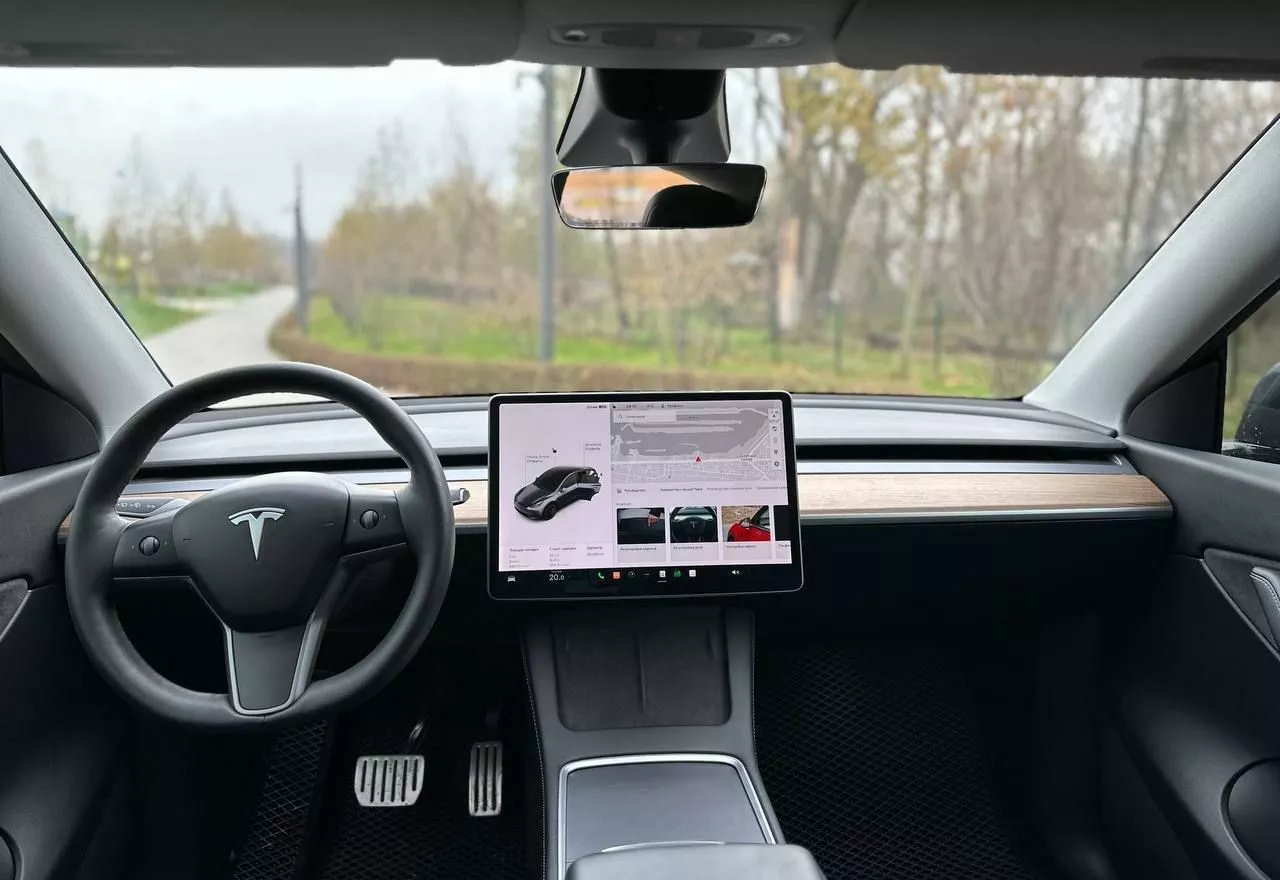 Tesla Model Y  82 kWh 2022151