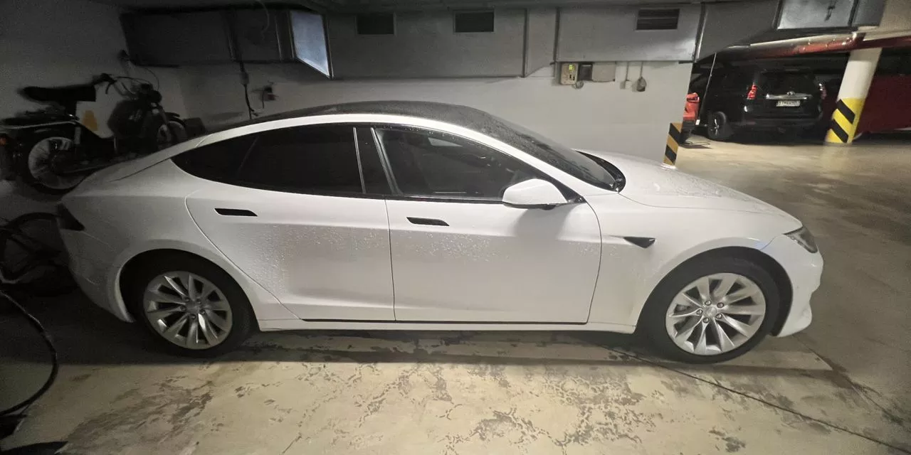 Tesla Model S  90 kWh 201721