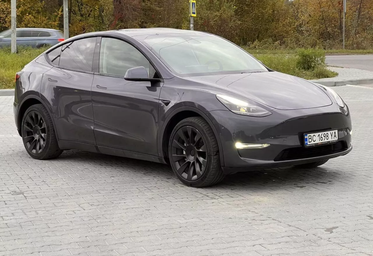 Tesla Model Y  75 kWh 2020161