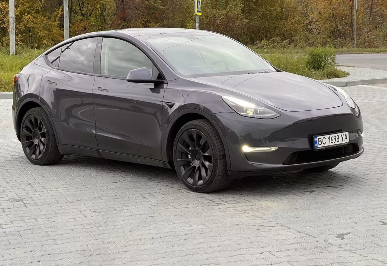 Tesla Model Y  75 kWh 2020171