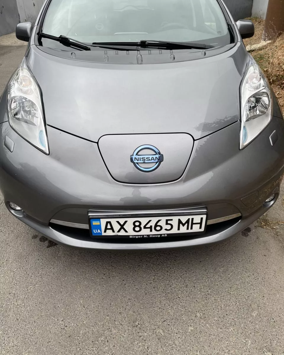 Nissan Leaf  24 kWh 2015211