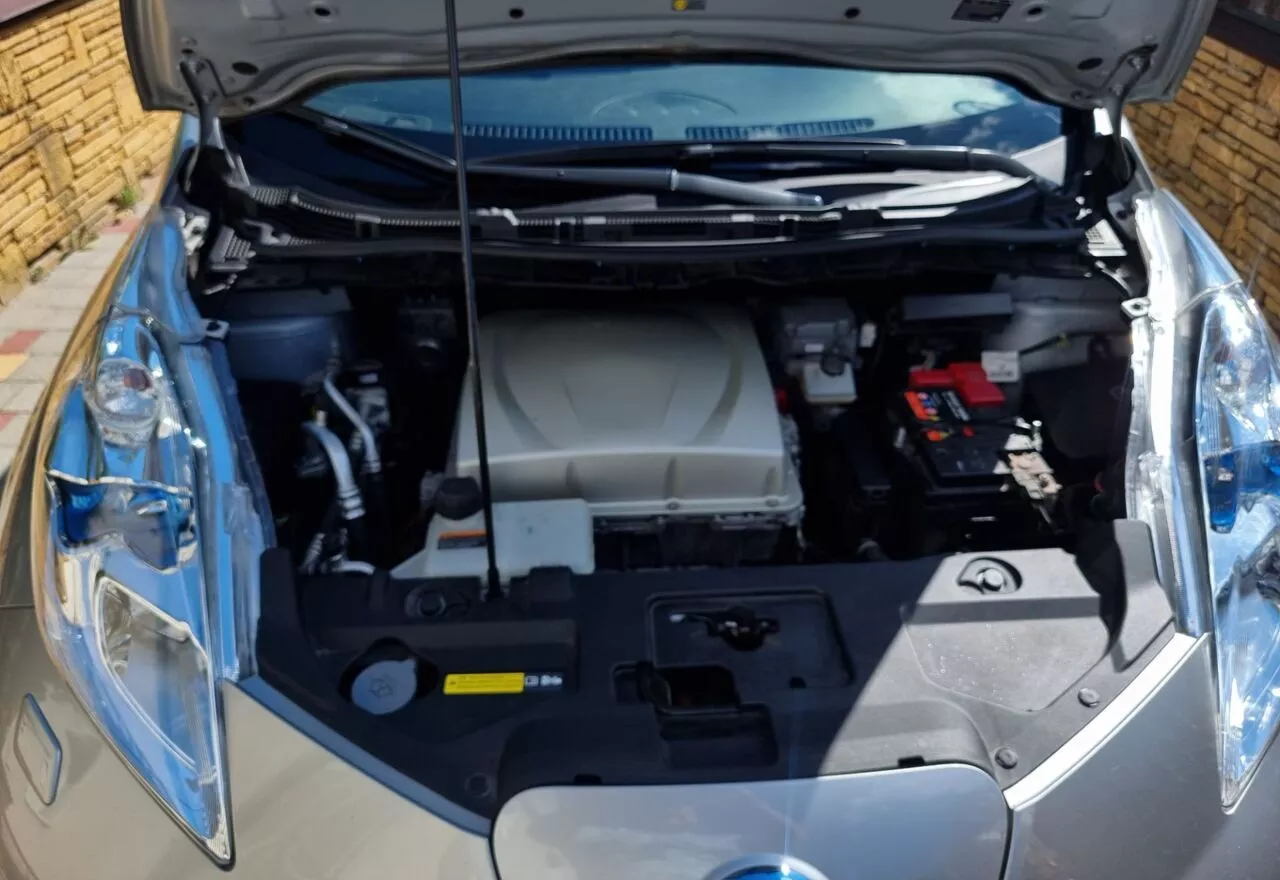 Nissan Leaf  24 kWh 2016131