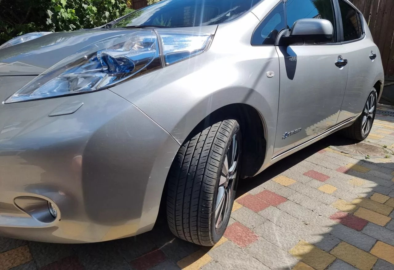 Nissan Leaf  24 kWh 2016201