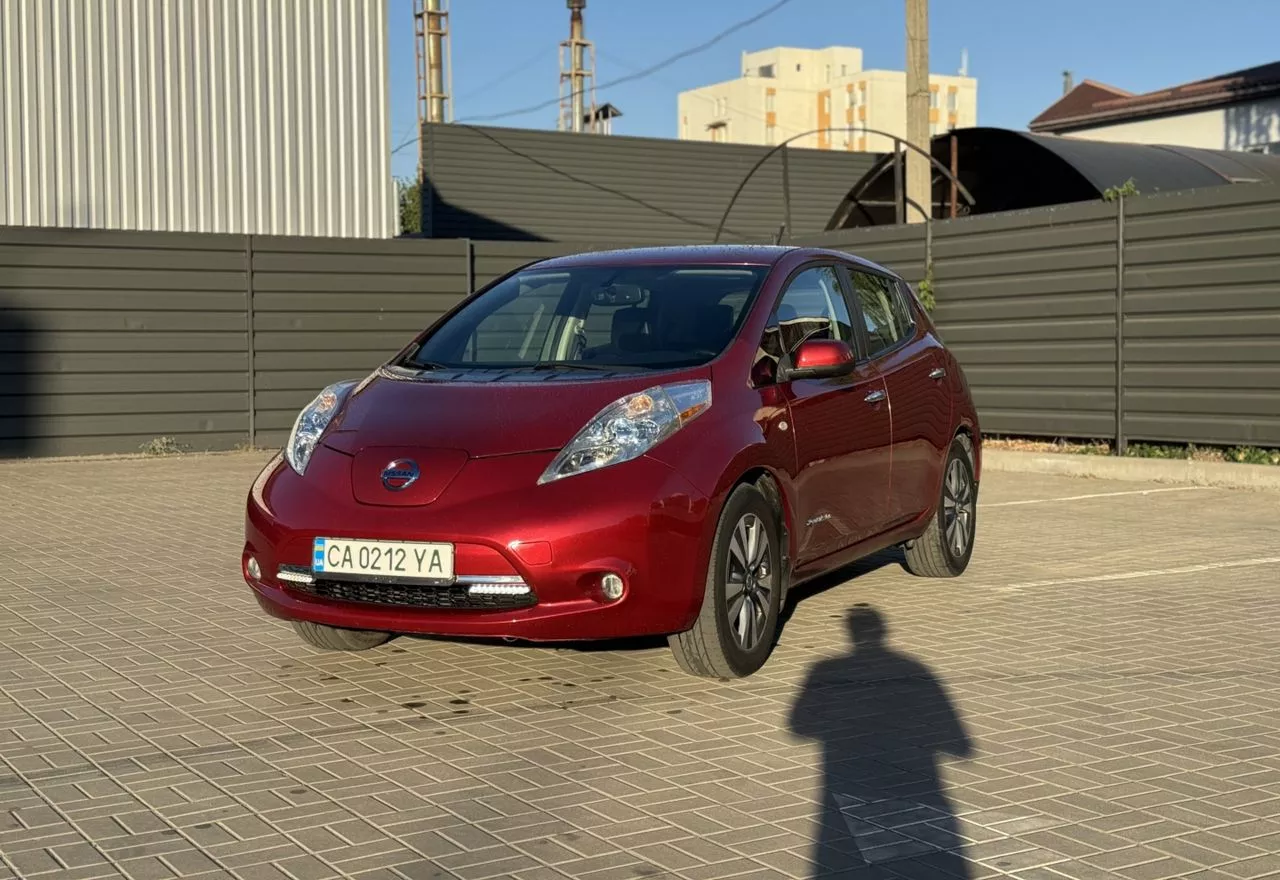 Nissan Leaf  30 kWh 201321