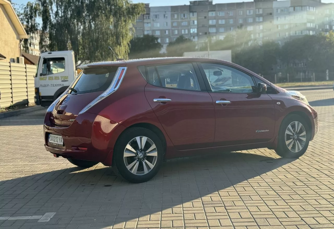 Nissan Leaf  30 kWh 201381