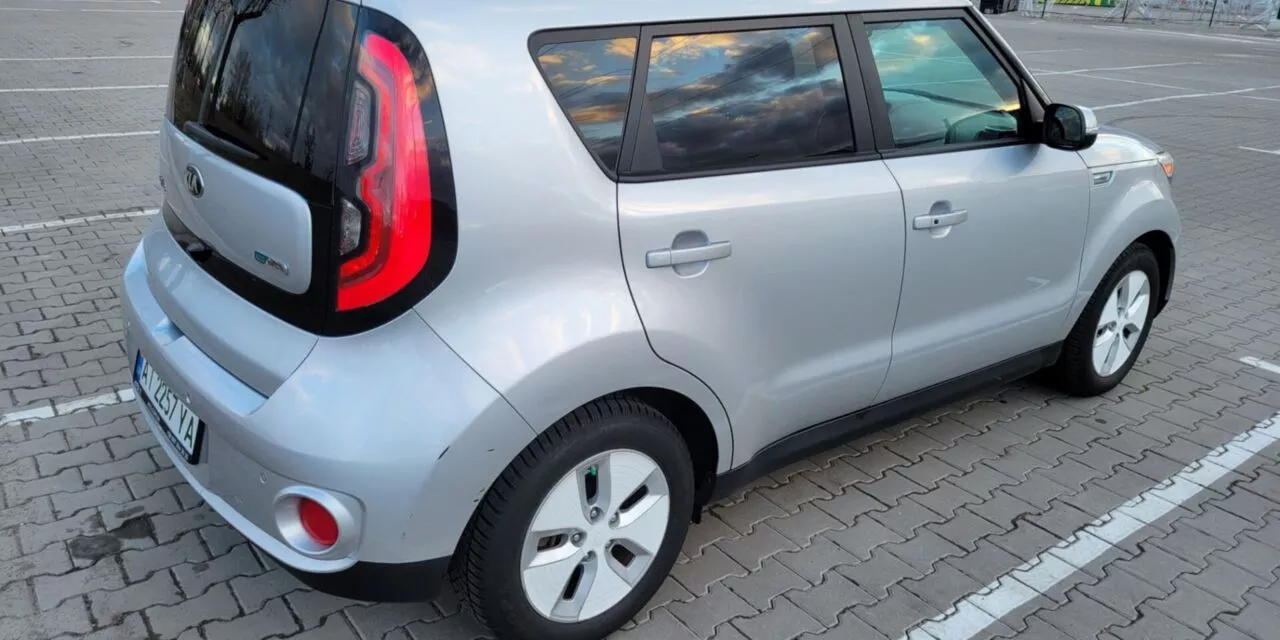 Kia Soul  27 kWh 2016321