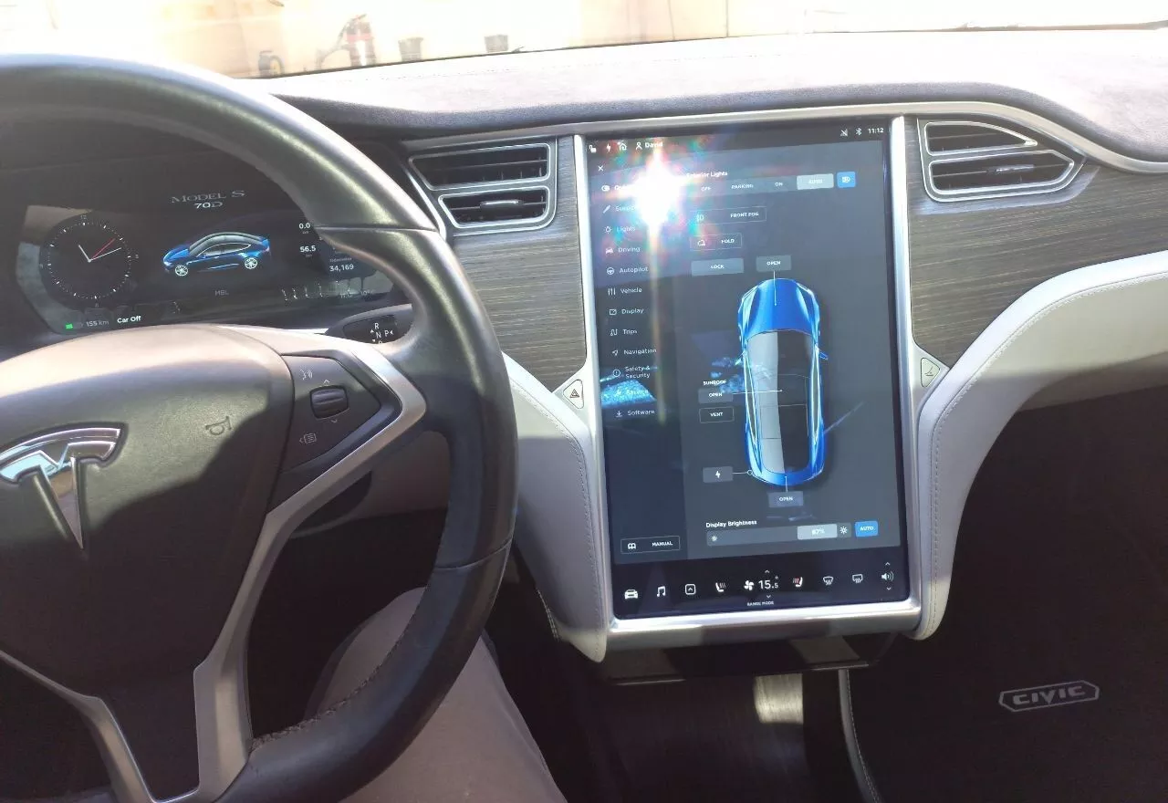 Tesla Model S  70 kWh 201561