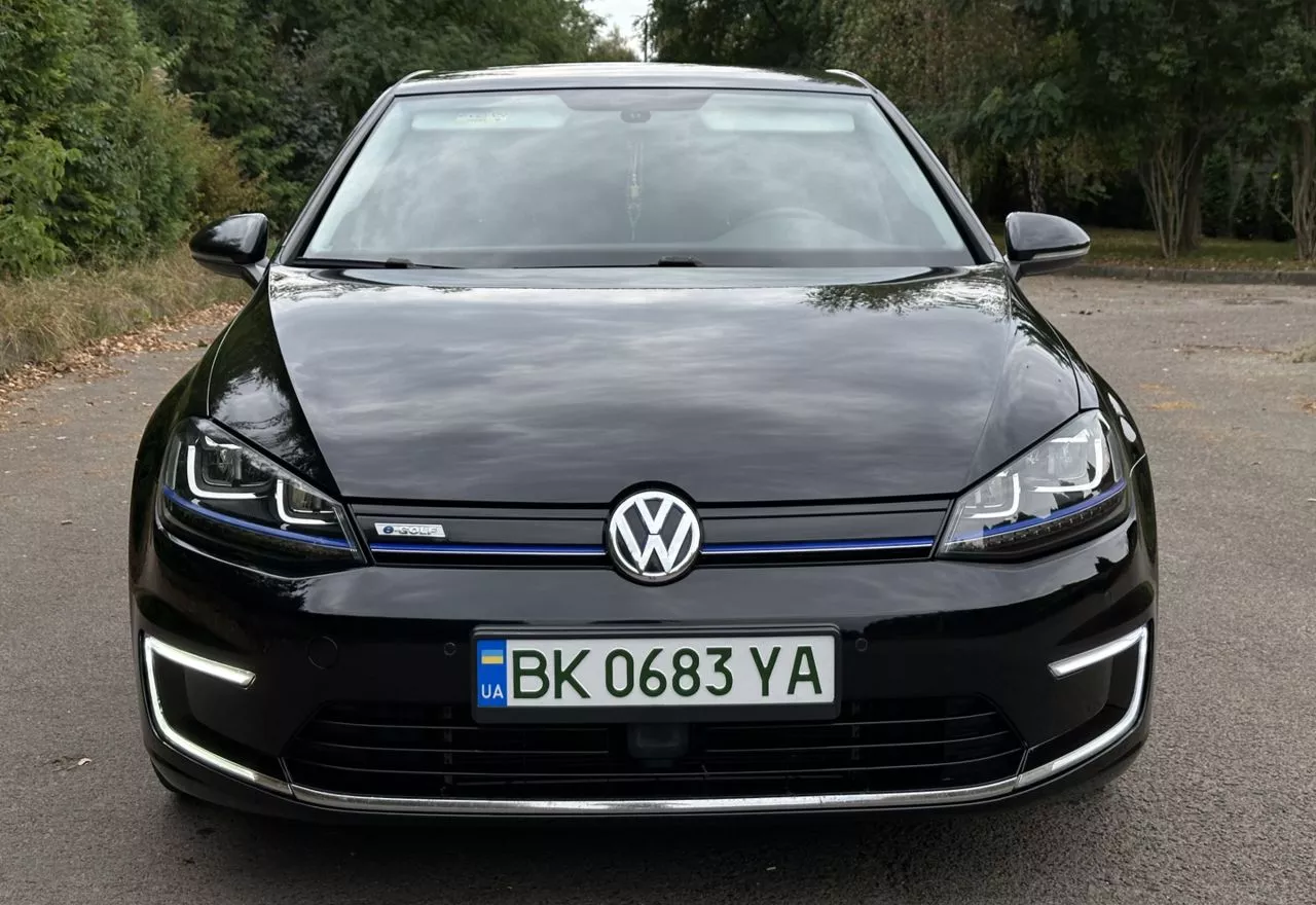 Volkswagen e-Golf  201411