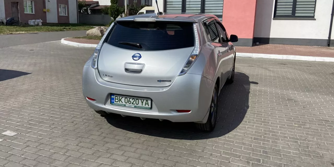 Nissan Leaf  24 kWh 201351